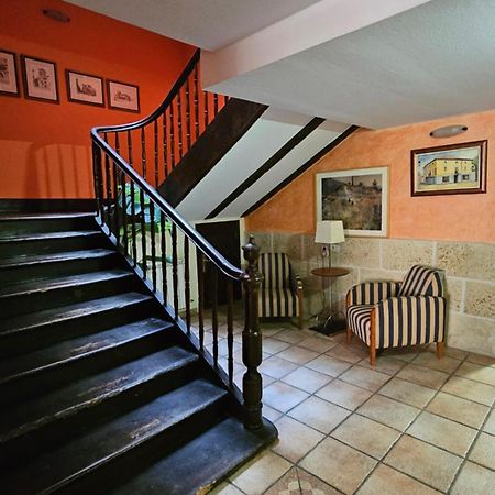 קאריון דה לוס קונדס Hostal Albe מראה חיצוני תמונה